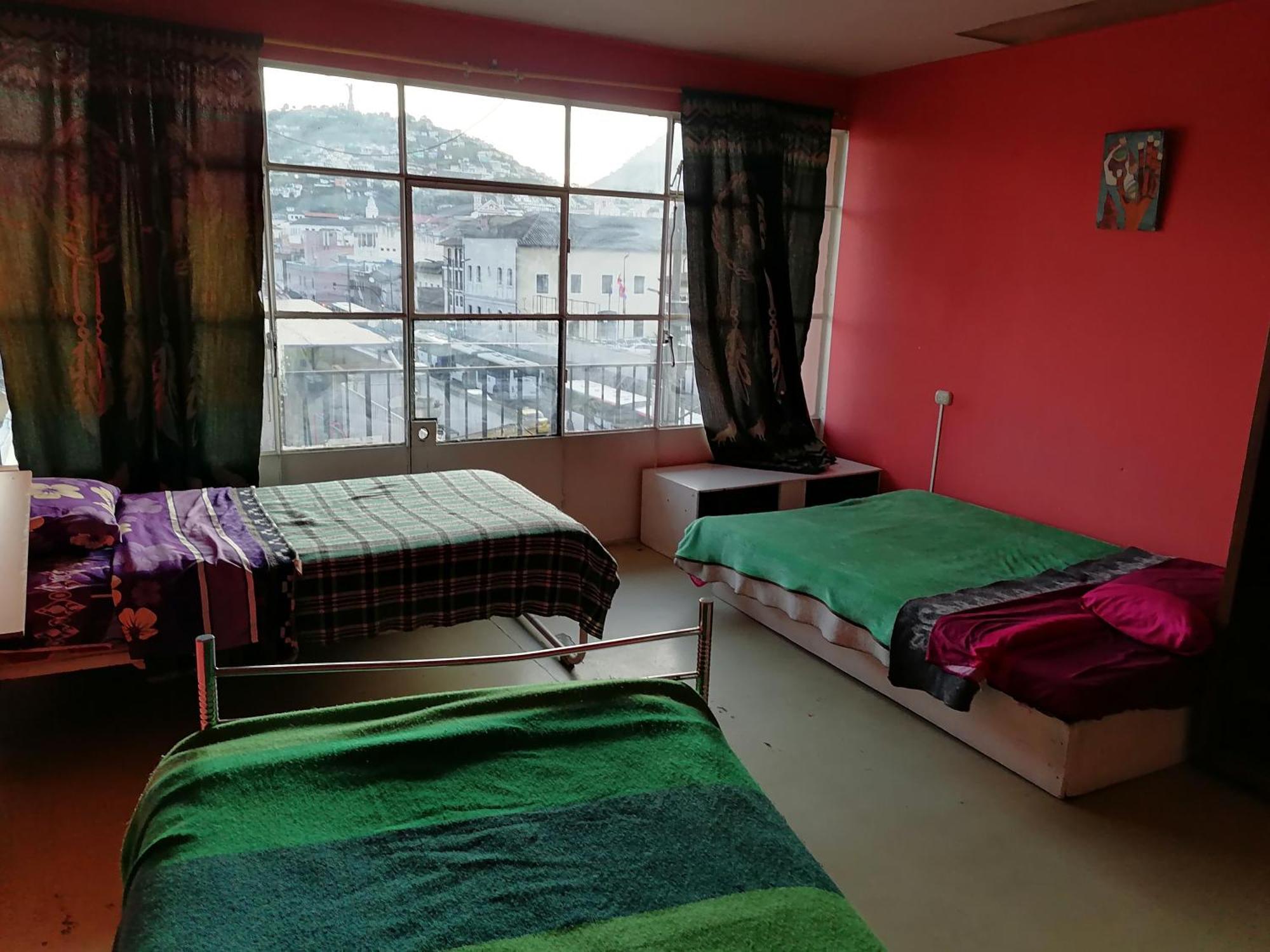 Latinos Brothers House Кито Номер фото